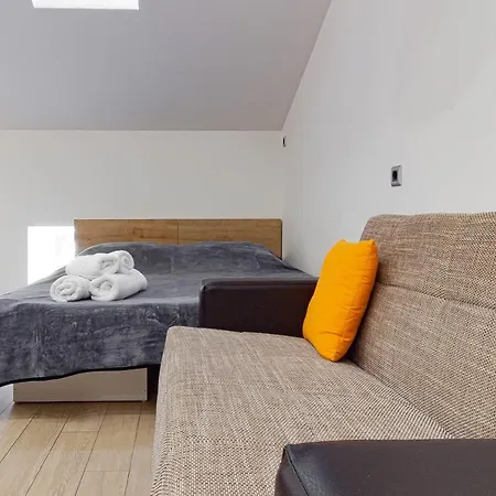 Pomerio East Apartment *