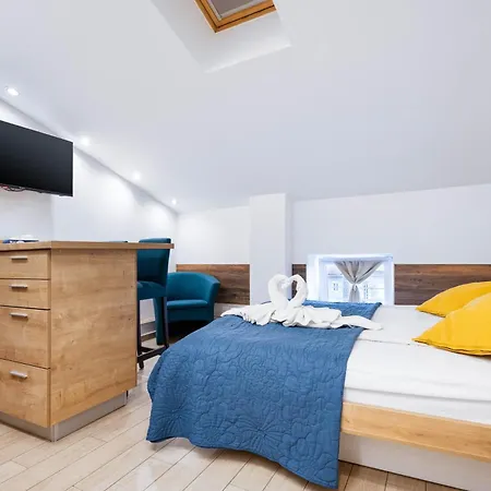 Pomerio East * Rijeka