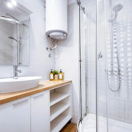 Lägenhet Pomerio East