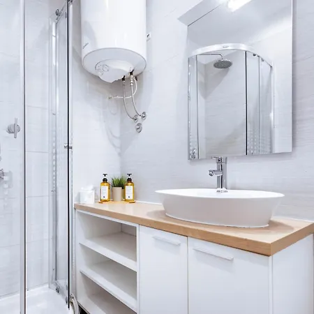 Lägenhet Pomerio East